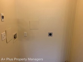 1813 E 3rd Ave in Post Falls, ID - Building Photo - Building Photo