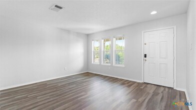 5700 Ty Lindstrom in Schertz, TX - Building Photo - Building Photo