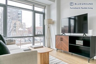 345 Harrison Ave in Boston, MA - Building Photo