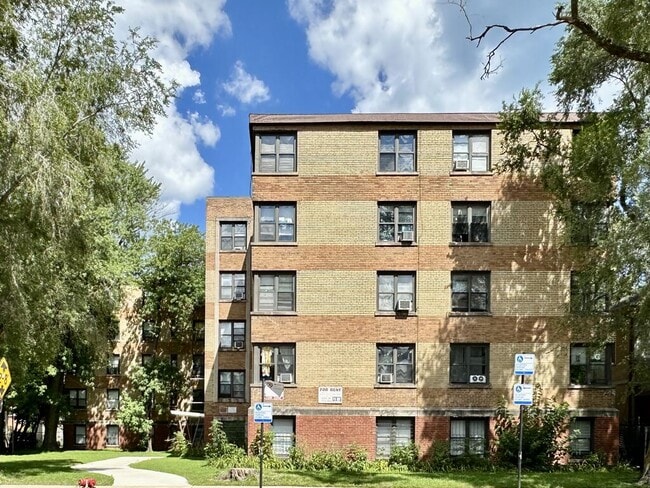 property at 1360 W Touhy Ave