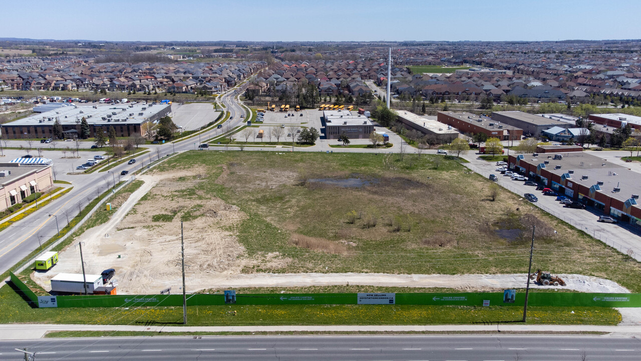 Joy Station in Markham, ON - Building Photo