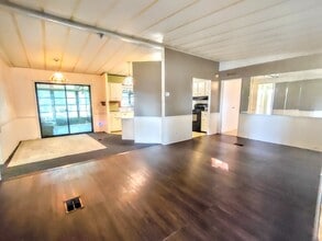 163 Buchanan Cir in Satsuma, FL - Building Photo - Building Photo