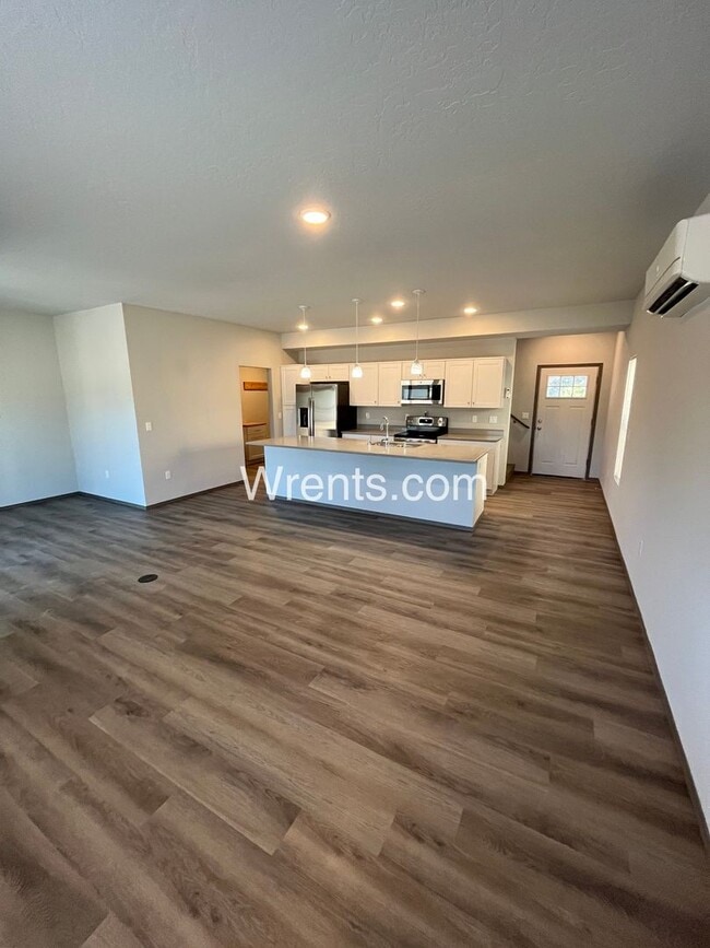 1312-1314 E Farwell Rd in Spokane, WA - Building Photo - Building Photo