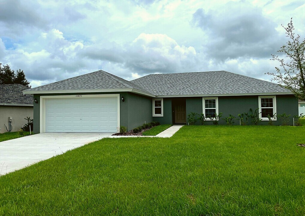 15475 SW 34th Ave in Ocala, FL - Foto de edificio