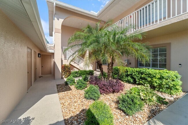 9060 Michael Cir in Naples, FL - Building Photo - Building Photo