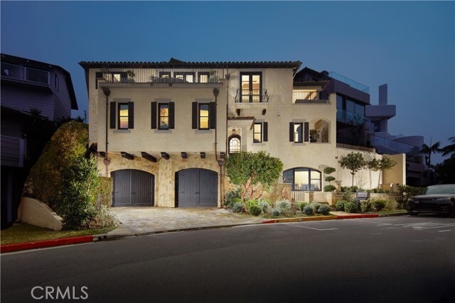 11 Emerald Bay