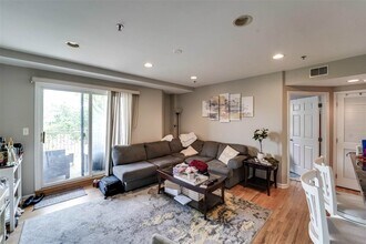 920 JEFFERSON St-Unit -401 in Hoboken, NJ - Foto de edificio - Building Photo