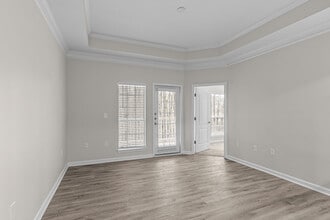 Creekside Corners in Lithonia, GA - Foto de edificio - Building Photo