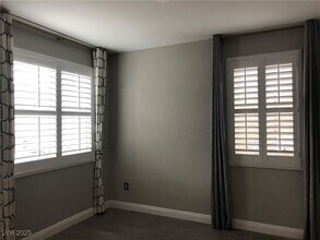 7182 Willow Moss Ct in Las Vegas, NV - Building Photo - Building Photo