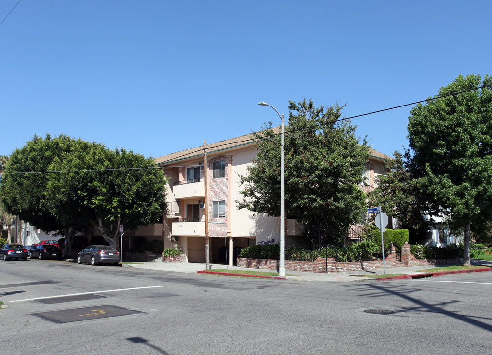 11867 Idaho Ave in Los Angeles, CA - Building Photo