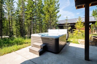 19 Lakewood Dr, Unit SI ID1255717P in Big Sky, MT - Foto de edificio - Building Photo