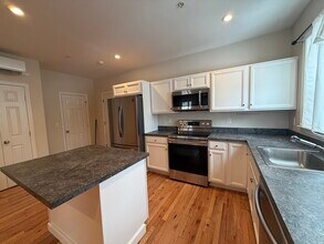 160 Summer St in Haverhill, MA - Building Photo - Building Photo