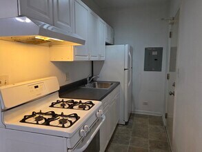 4425 N Lawndale Ave in Chicago, IL - Building Photo - Building Photo