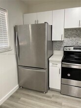 365 NE 125th St in North Miami, FL - Building Photo - Building Photo
