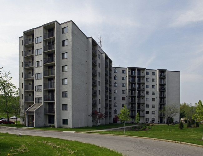 Severance Tower in Cleveland, OH - Building Photo - Building Photo