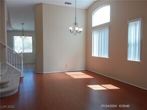 5834 Farmhouse Ct in Las Vegas, NV - Building Photo - Building Photo