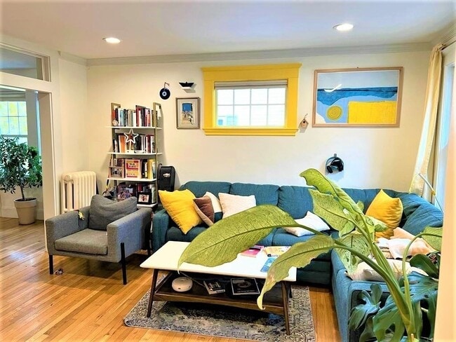 property at 25 Pinedale Rd