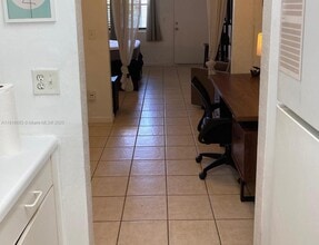 653 Michigan Ave in Miami Beach, FL - Building Photo - Building Photo