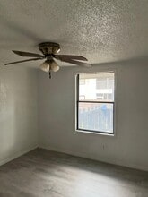 4769 N Pine Hills Rd, Unit 24 in Pine Hills, FL - Foto de edificio - Building Photo