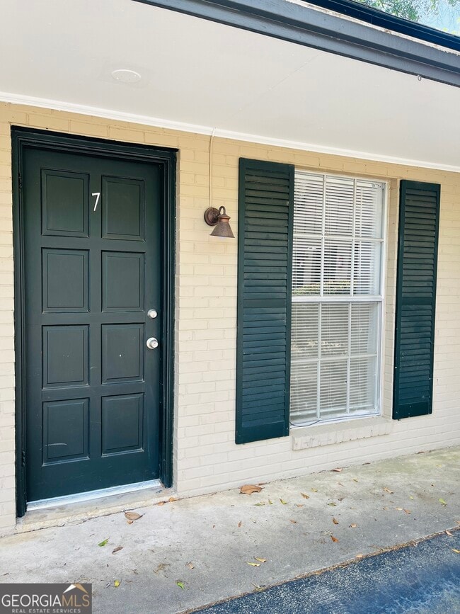 128 Main Ave in Pine Mountain, GA - Foto de edificio - Building Photo