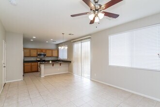 7484 Mulgrave Ct in Las Vegas, NV - Building Photo - Building Photo