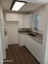 1026 Imperial Dr in Daytona Beach, FL - Building Photo - Building Photo