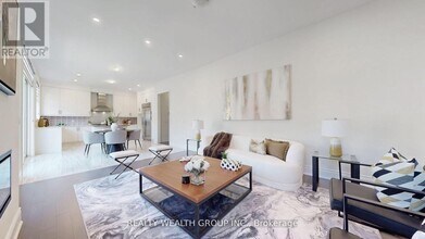 2421 Irene Cres in Oakville, ON - Building Photo - Building Photo