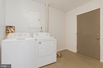 5004 Roanoke Pl in College Park, MD - Building Photo - Building Photo