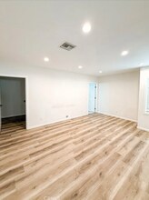 10430 Densmore Ave in Los Angeles, CA - Building Photo - Building Photo