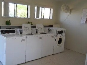 1015 Eli Garza St in Freer, TX - Building Photo - Building Photo