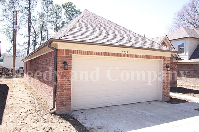 5023 Acorn Dr in Memphis, TN - Building Photo - Building Photo