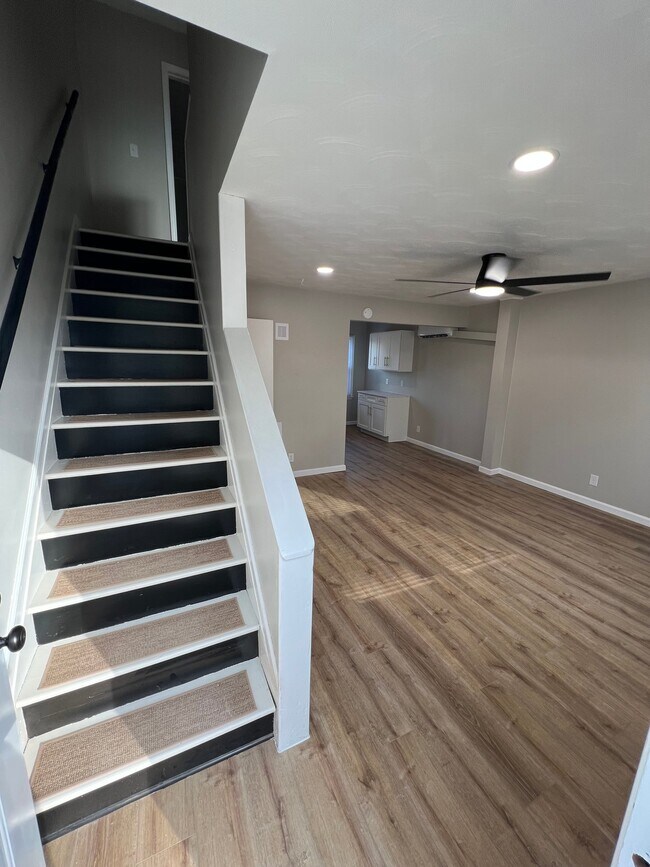 5318 Howery Rd, Unit 2 in Dublin, VA - Building Photo - Building Photo