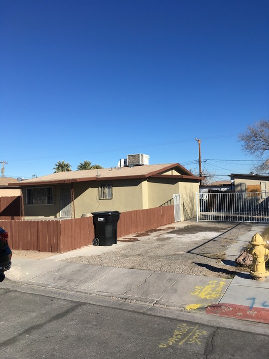 2240 Daley St in North Las Vegas, NV - Building Photo