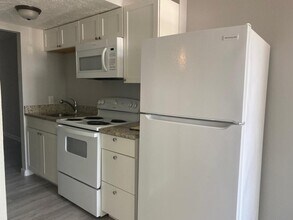 403 14th Ave S in Myrtle Beach, SC - Building Photo - Building Photo