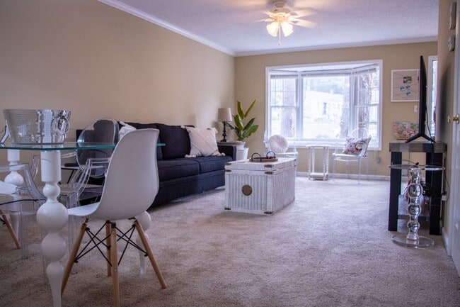 property at 170 Northview Dr