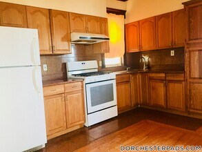 361 Adams St in Boston, MA - Building Photo - Building Photo