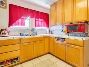 300 San Emidio St in Taft, CA - Foto de edificio - Building Photo