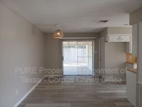 4029 Brownwood Cir in Corpus Christi, TX - Building Photo - Building Photo