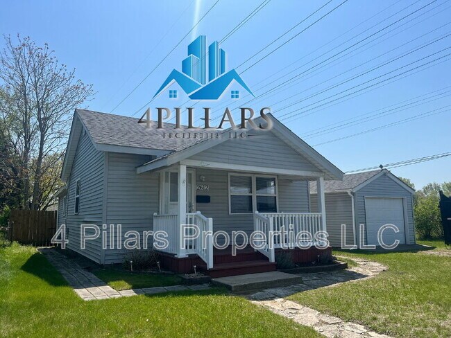 property at 2612 Vine Ct