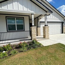 182 Eagle Mountain Trl1 in Kyle, TX - Building Photo - Building Photo