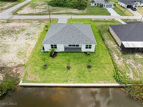 420 NW 18th Pl in Cape Coral, FL - Building Photo - Building Photo