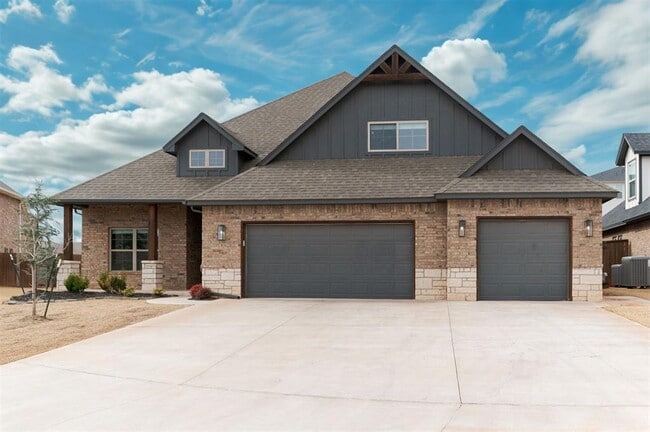 3217 Pinnacle Peak Dr in Yukon, OK - Building Photo - Building Photo