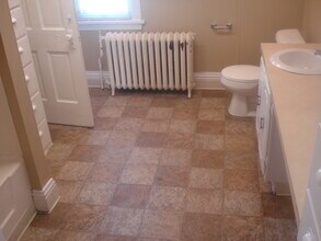 206 1st Ave SW in Austin, MN - Building Photo - Building Photo