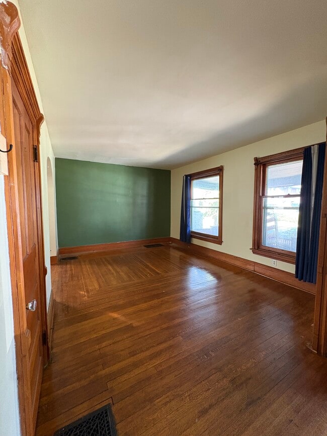 497 Breckenridge St, Unit 1 in Buffalo, NY - Foto de edificio - Building Photo