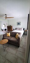 711 SE 2nd Ave, Unit 3 in Delray Beach, FL - Building Photo