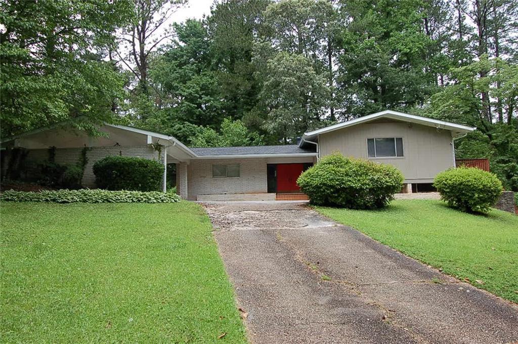 3922 Safari Ct in Stone Mountain, GA - Building Photo