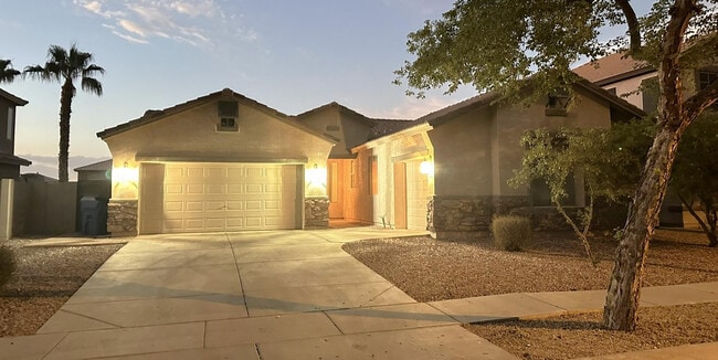 property at 1812 E Beverly Rd