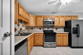 1165 Lees Ln in Florissant, MO - Building Photo - Building Photo