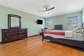 120 Live Oak Ln in Terrell, TX - Building Photo - Building Photo