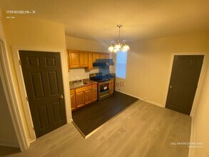 1739 Roselyn St in Philadelphia, PA - Building Photo - Building Photo